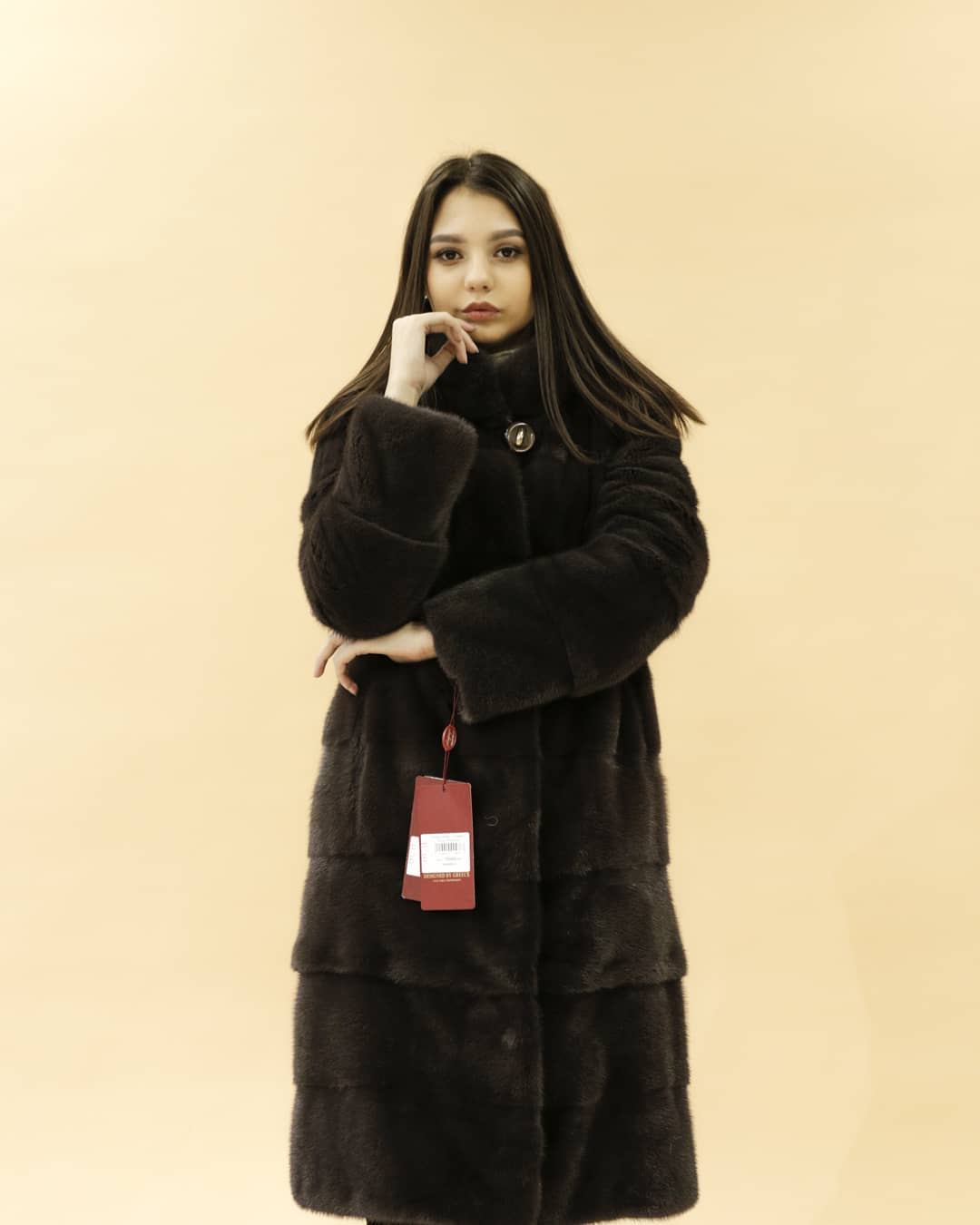 Женская шуба (black лама)