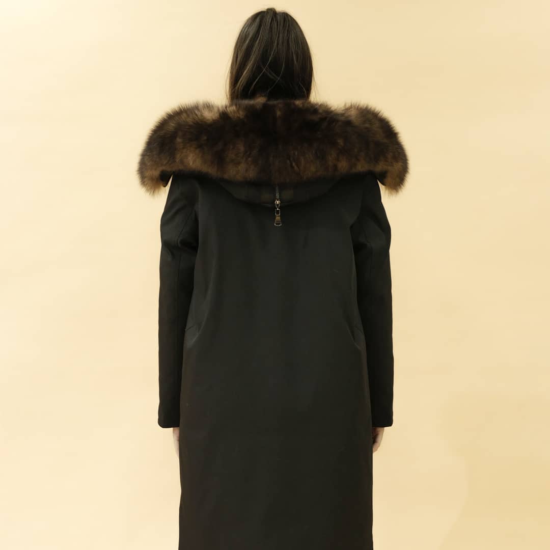 Женская парка черная (SUSTANS)